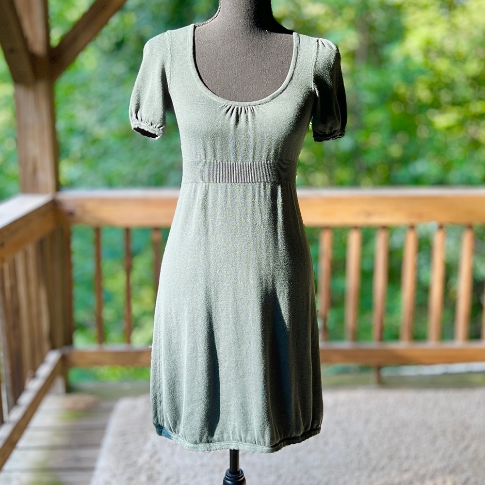 Kimchi Blue Sage Green Dress Size Small